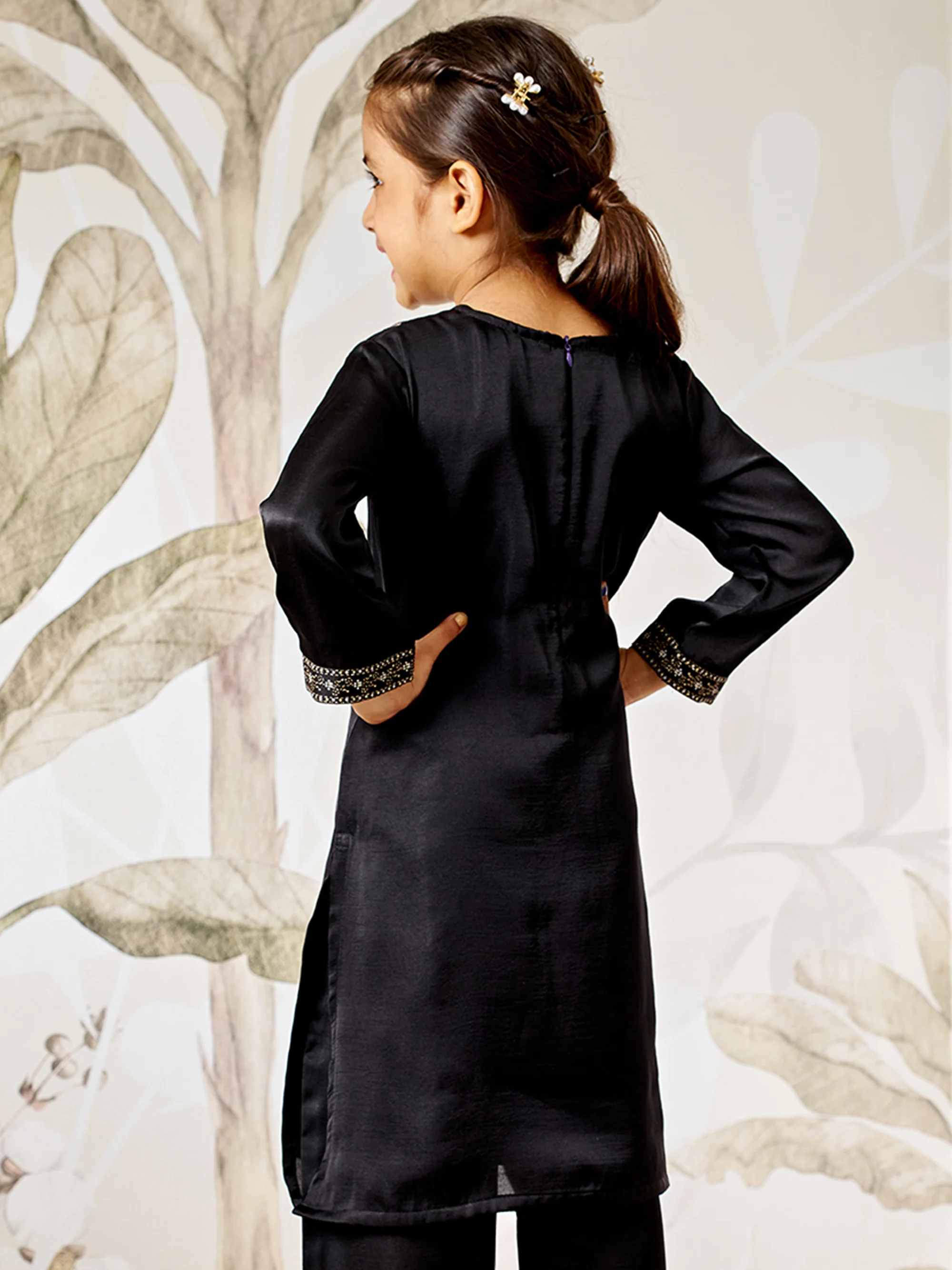 Girl's Black Silk Kurta - Image 5
