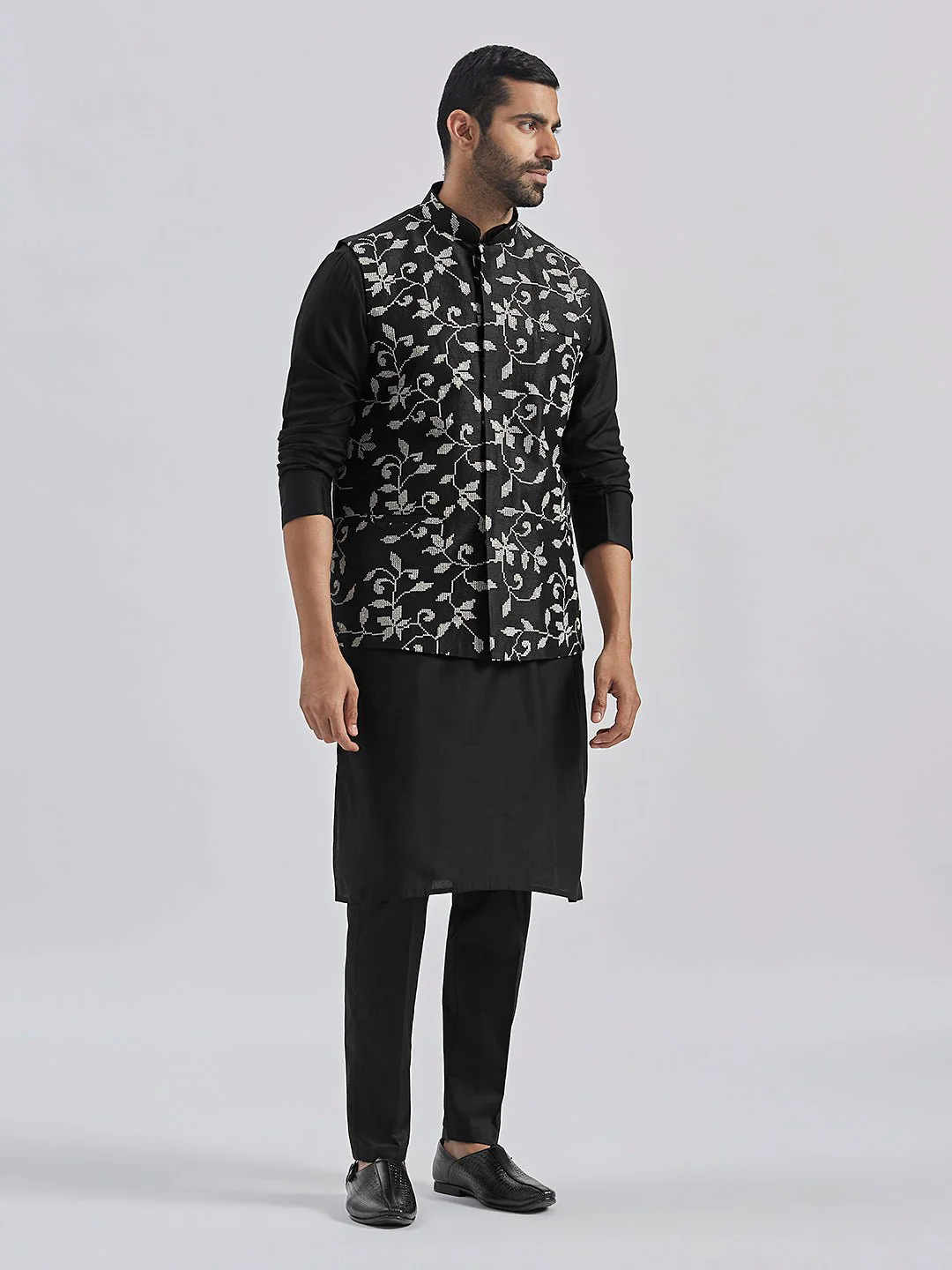 Men's Black Silk Blend Kurta Pyjama Set with Embroidered Dupion Nehru Jacket - Image 4