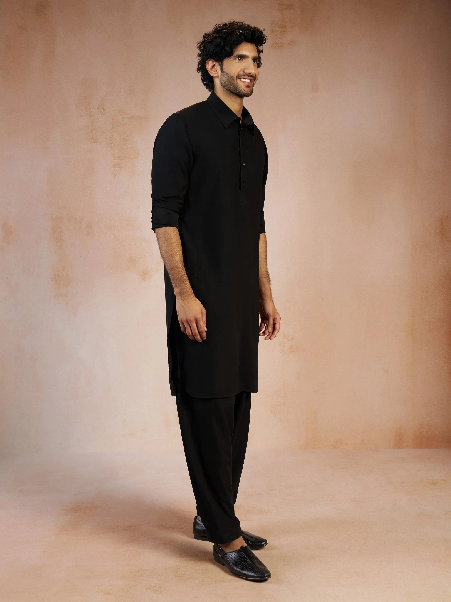 Men's Black Solid Silk Blend Pathani Kurta with Patiala Pyjama Set - Image 4