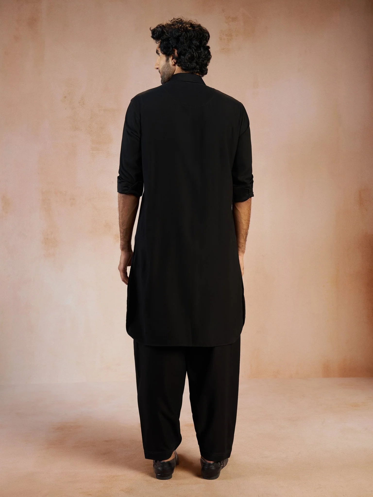 Men's Black Solid Silk Blend Pathani Kurta with Patiala Pyjama Set - Image 5
