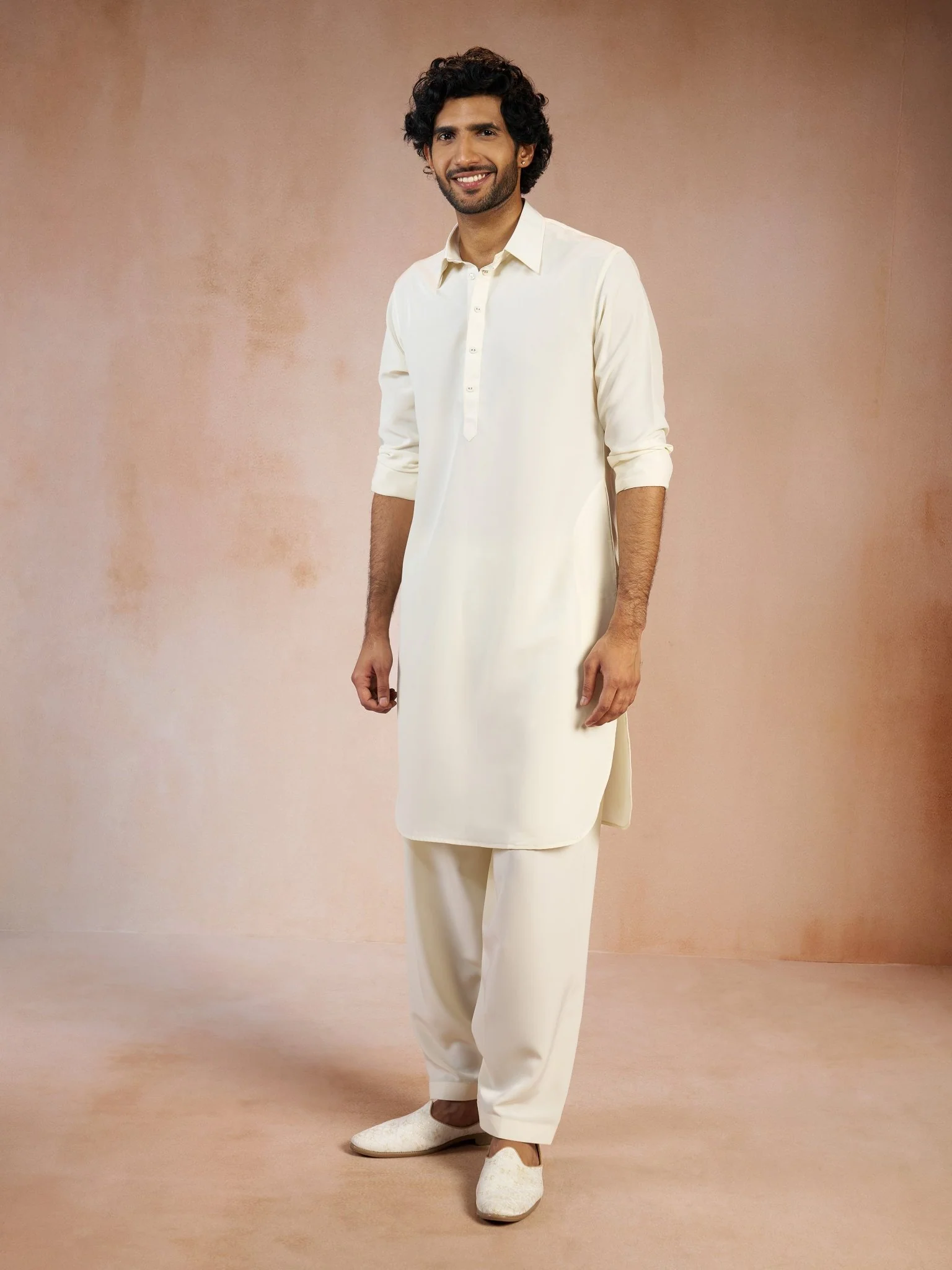 Men's Cream Solid Silk Blend Pathani Kurta with Patiala Pyjama Set - Image 4