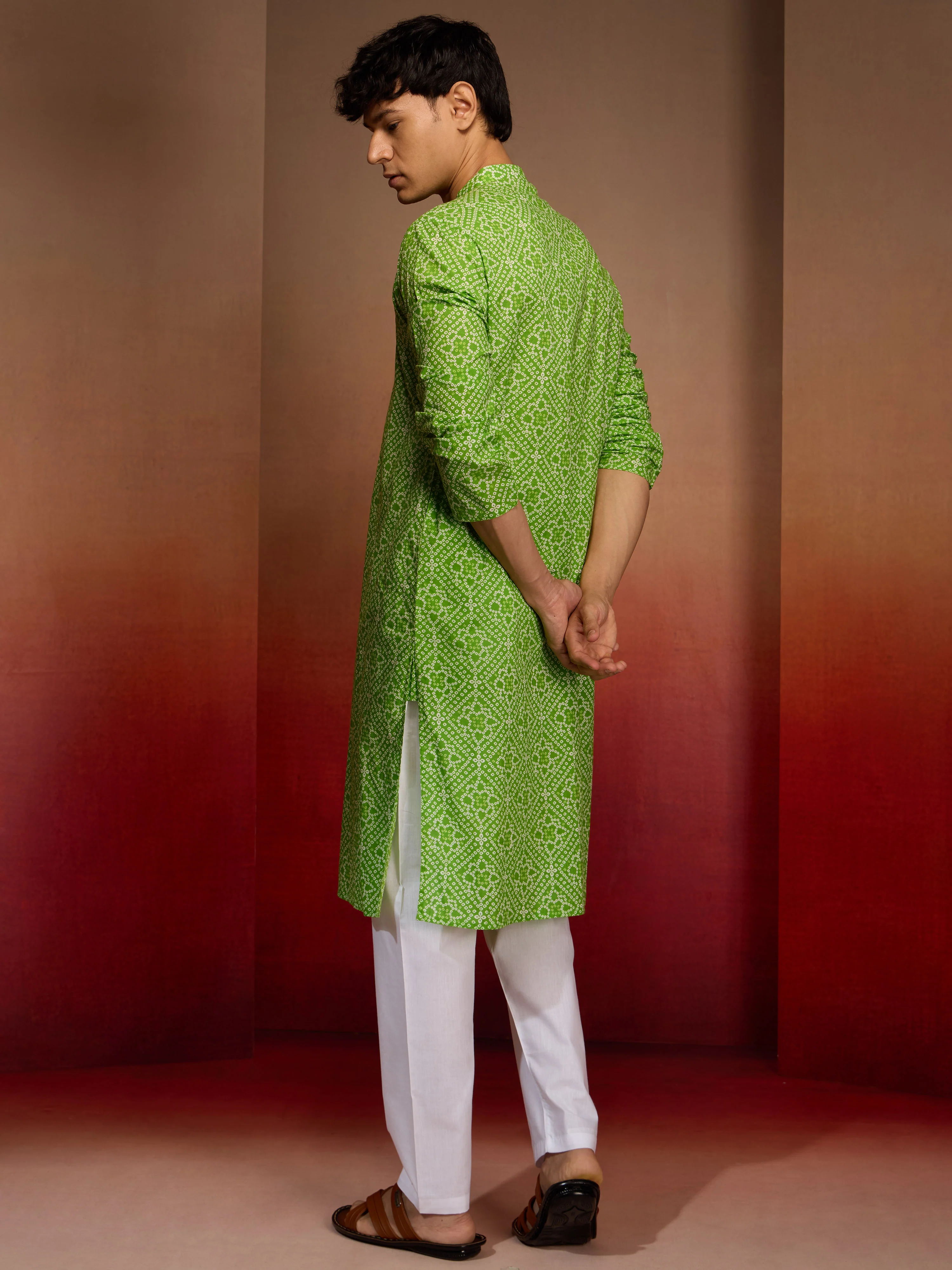 Mens Green Bandhani Kurta with Pyjama - Image 5