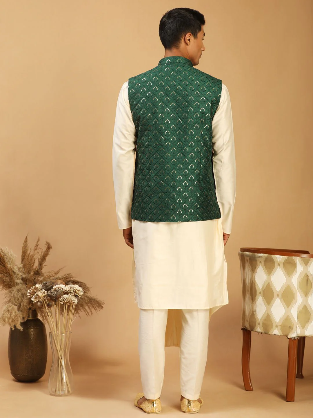 Men's Green Embroidered Nehru Jacket Set with Cream Self Design Kurta & Viscose Pyjama - Image 3