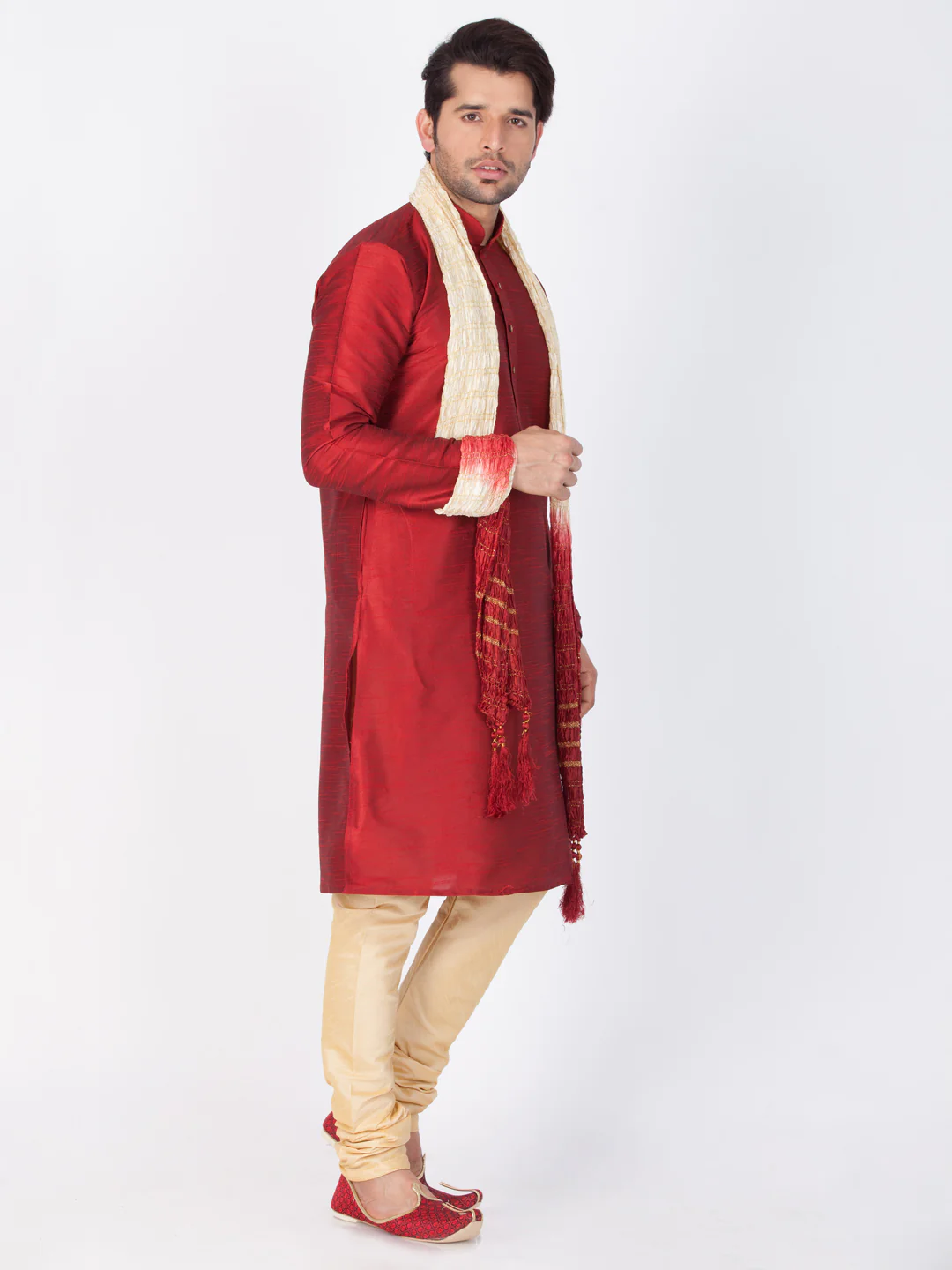 VASTRAMAY Men's Maroon Cotton Silk Blend Kurta, Pyjama & Dupatta Set - Image 2