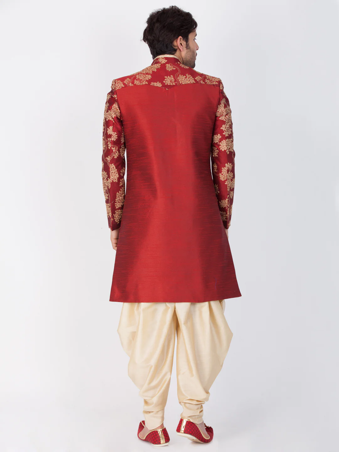 VASTRAMAY Men's Maroon Silk Blend Sherwani Set - Image 3