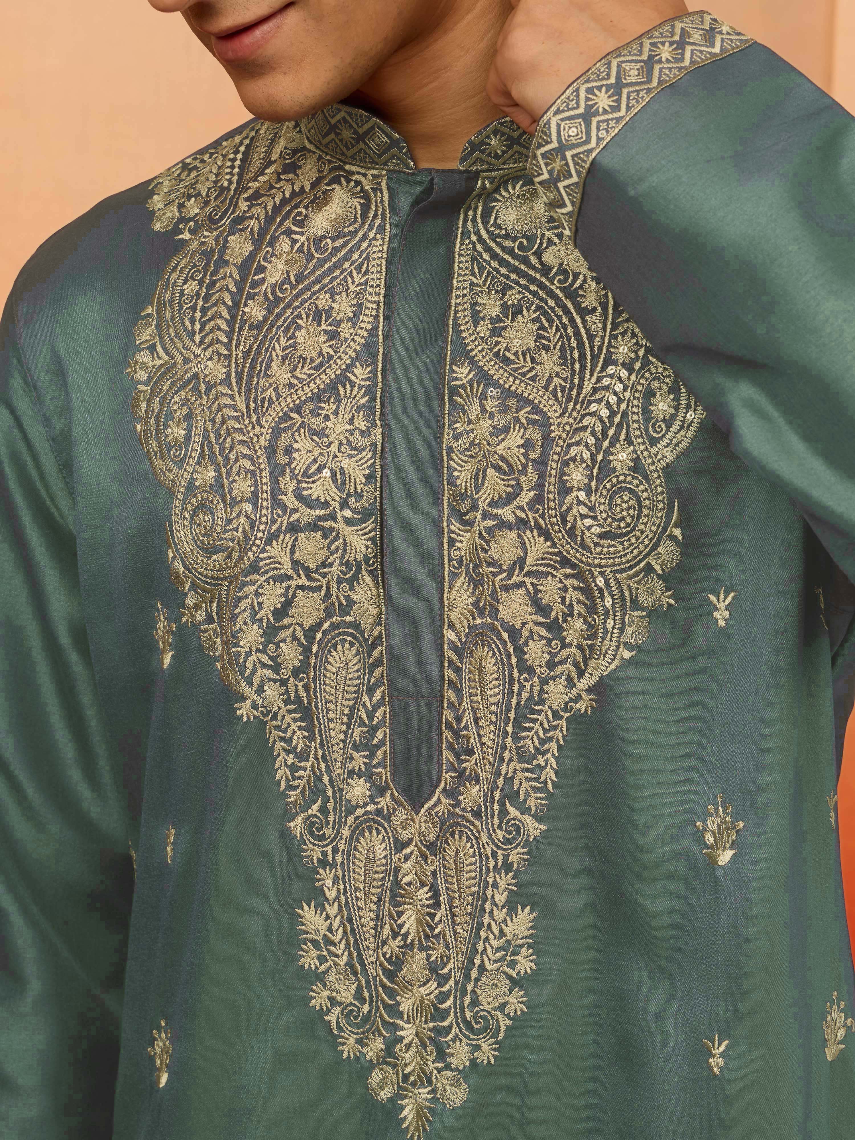 Men's Mint Green Silk Blend Resham Embroidered Kurta with Cream Pyjama - Image 2