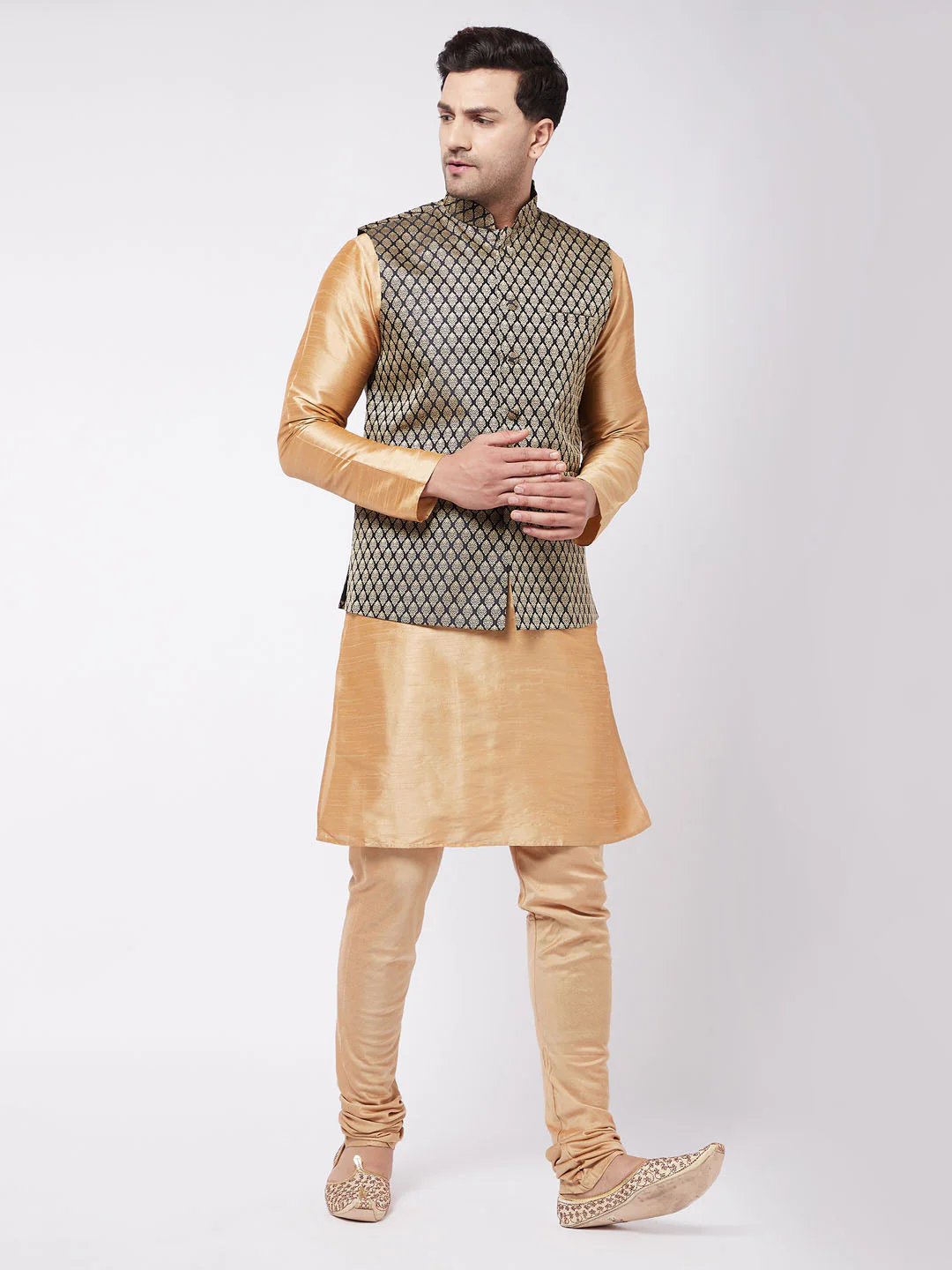 Men's Rose Gold Silk Blend Kurta And Pyjama With Black Woven Nehru Jacket - Image 2
