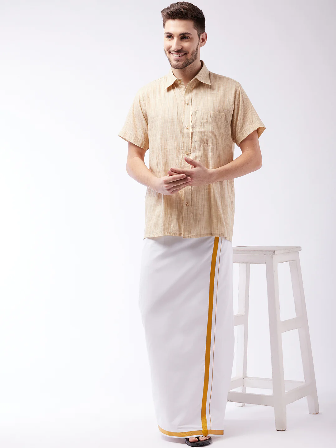 Men's White And Gold Dhoti/Mundu/Vesty - Image 5