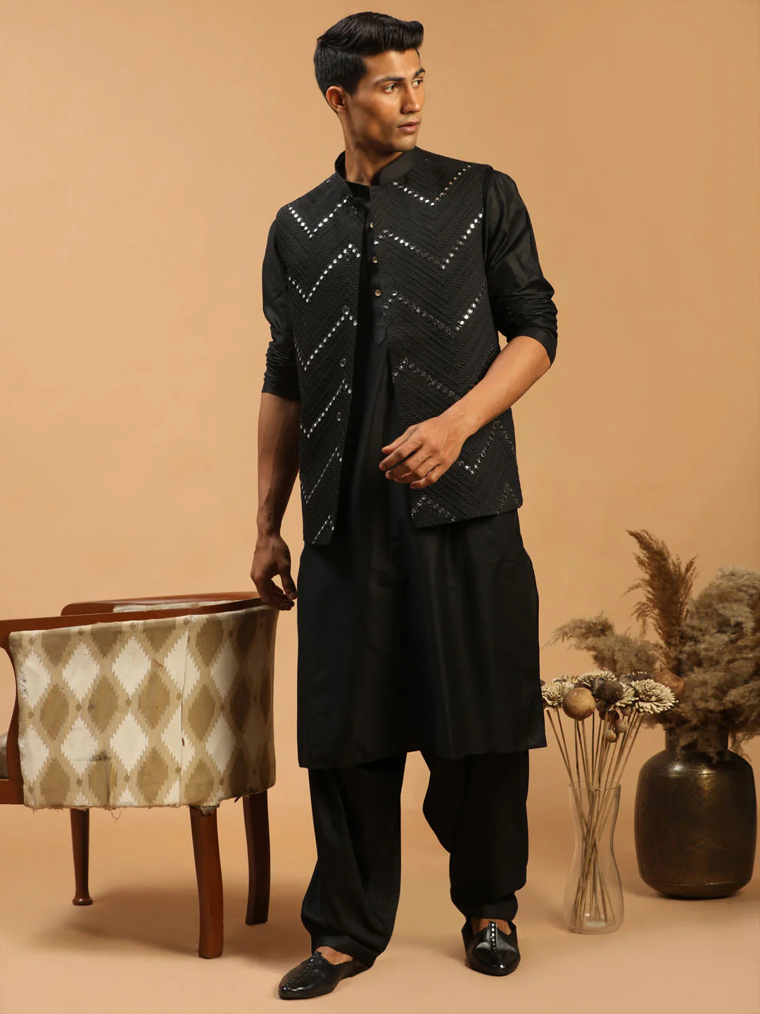 Men's Black Mirror Jacket With Kurta Patiala Set - Image 6
