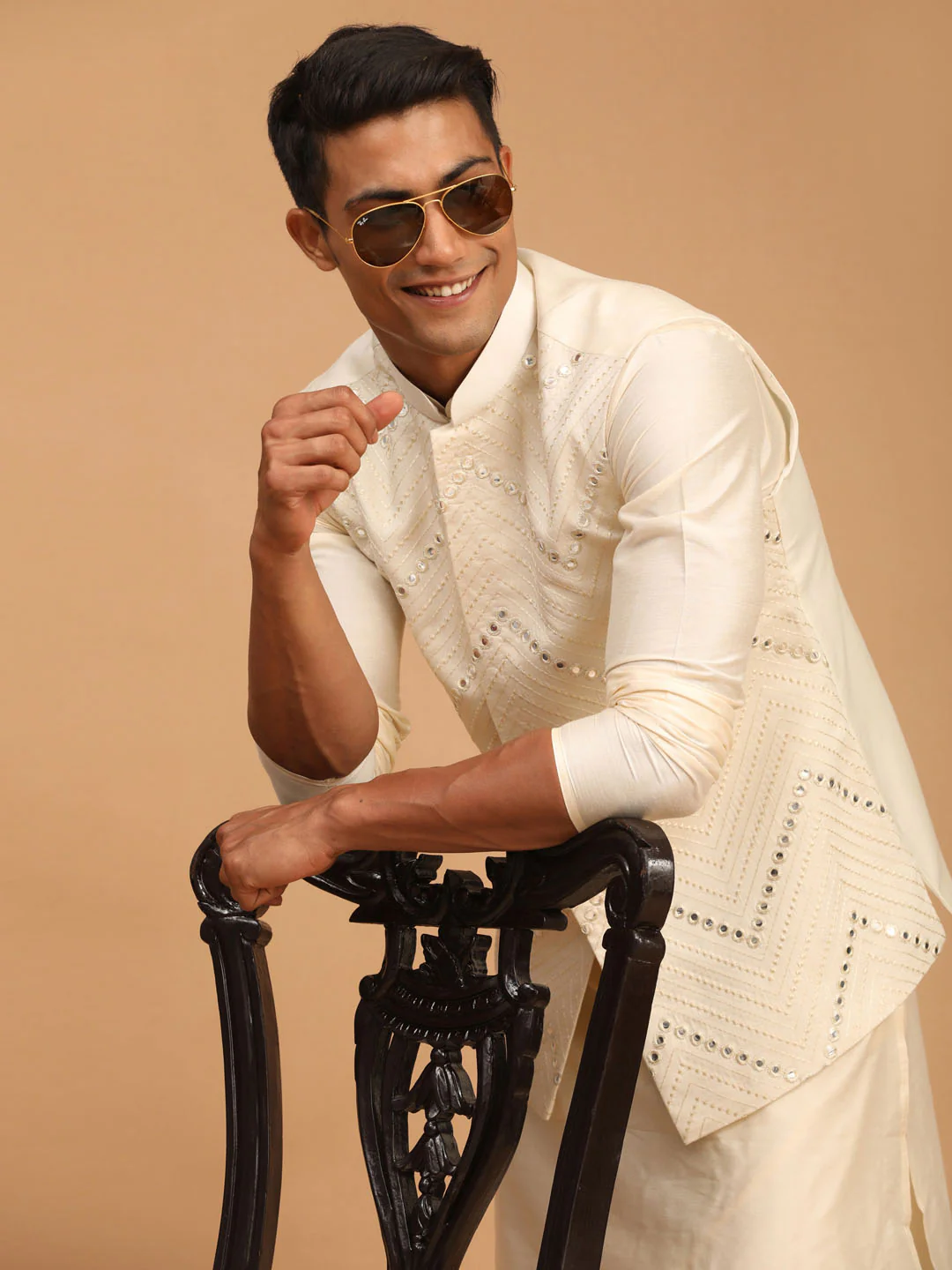 Men's Cream Mirror Jacket With Kurta Pyjama Set - Image 5