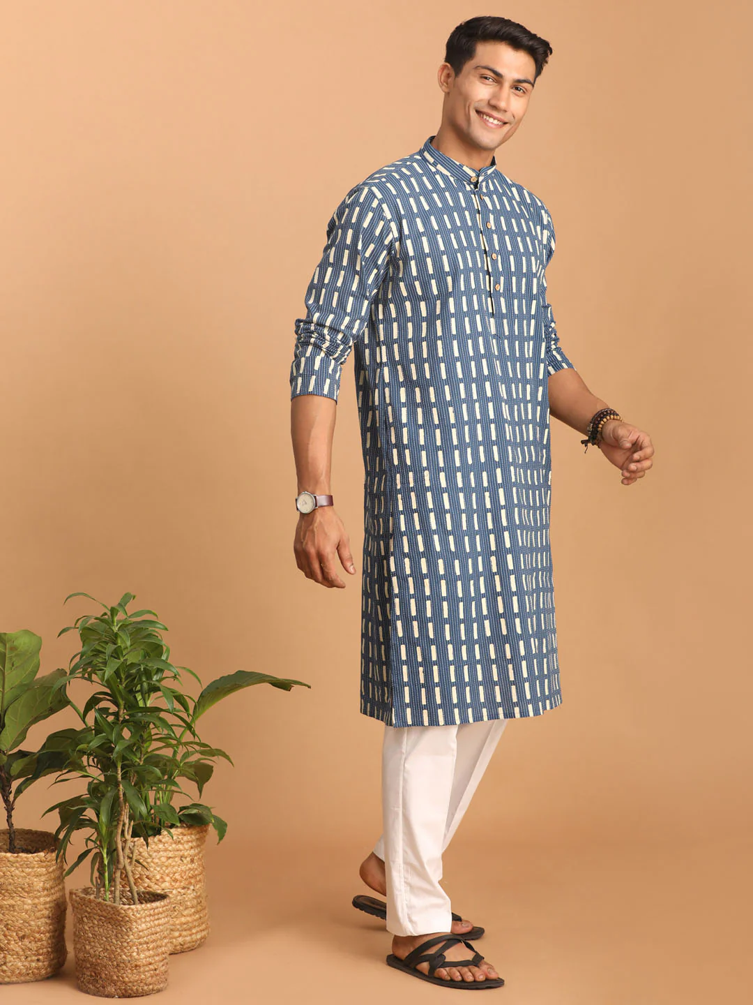 Men's Blue Rubber Print Cotton Kurta With White Pant Set - Image 6