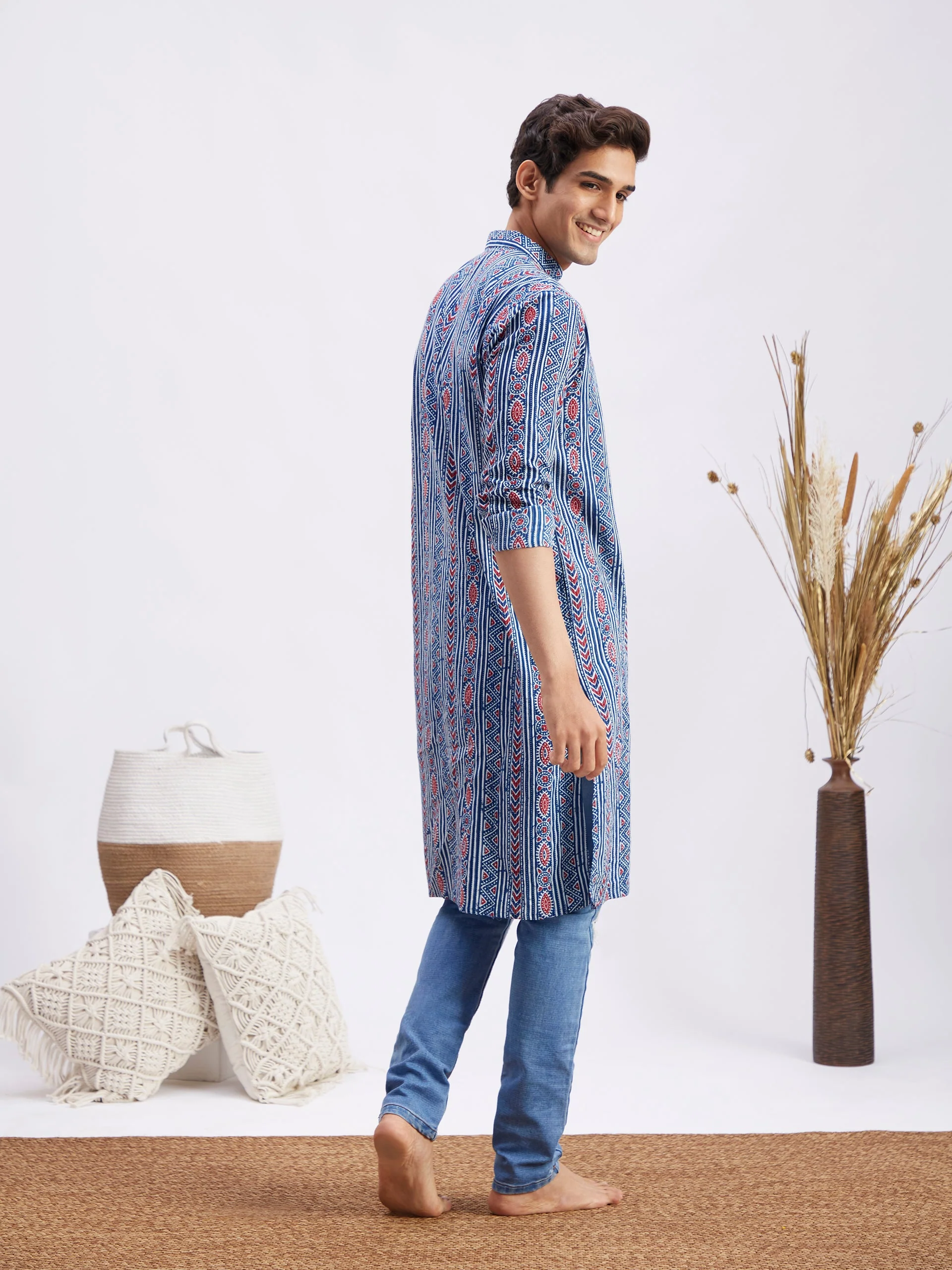 Men's Indigo Printed Cotton Kurta With White Pant Set - Image 2
