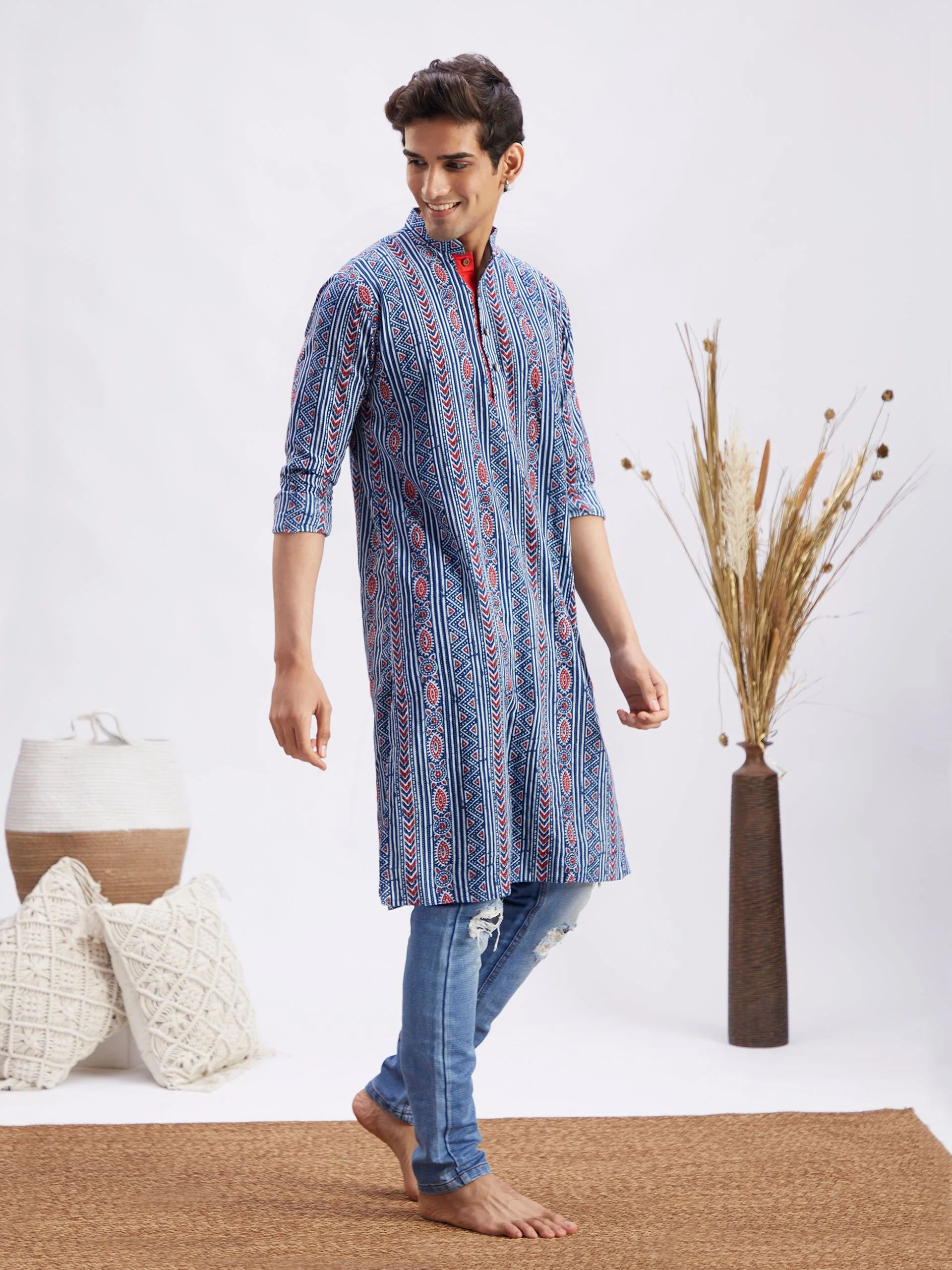 Men's Indigo Printed Cotton Kurta With White Pant Set - Image 3