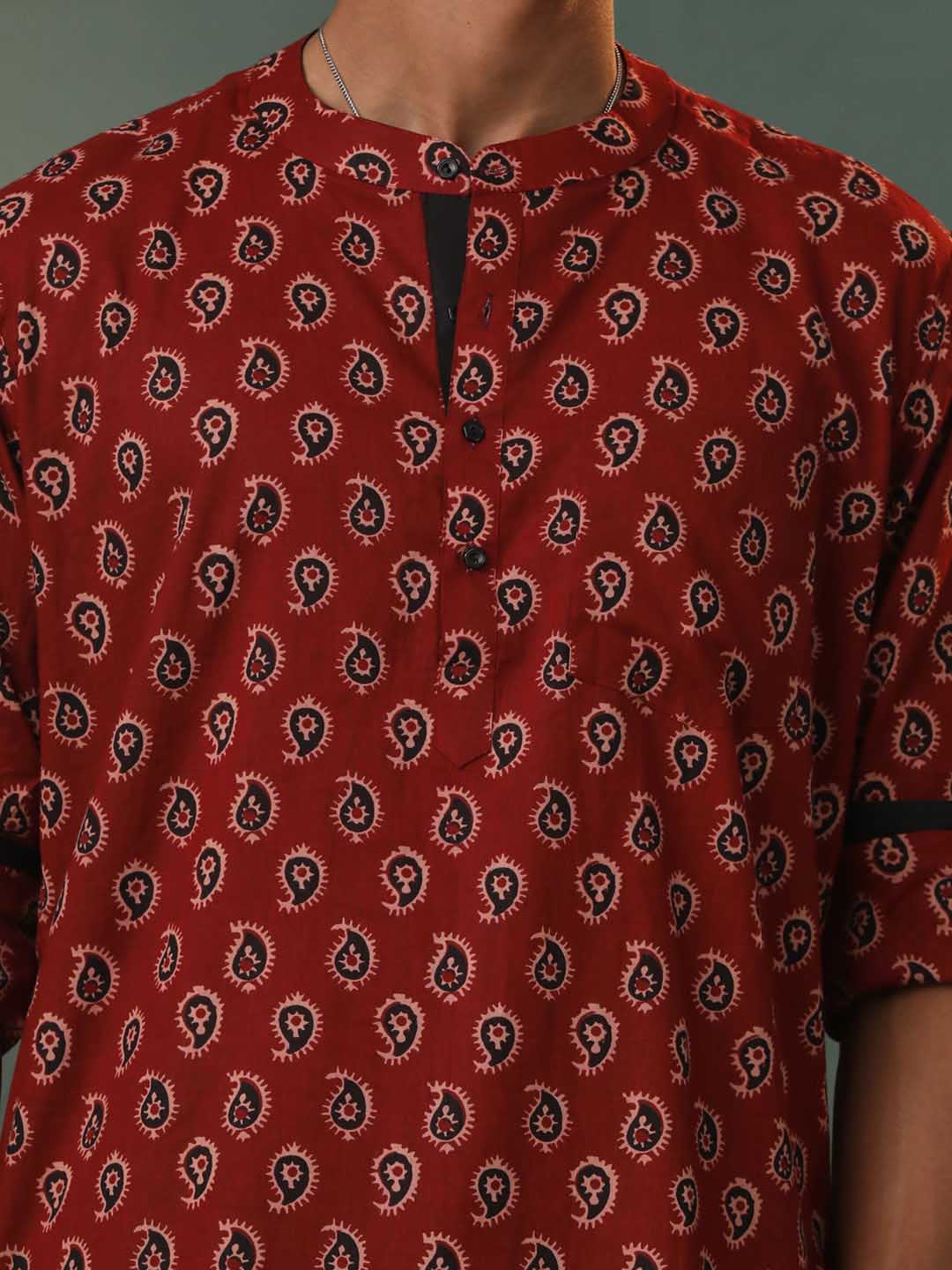 Men's Maroon Ajrakh Print Cotton Short Kurta - Image 4