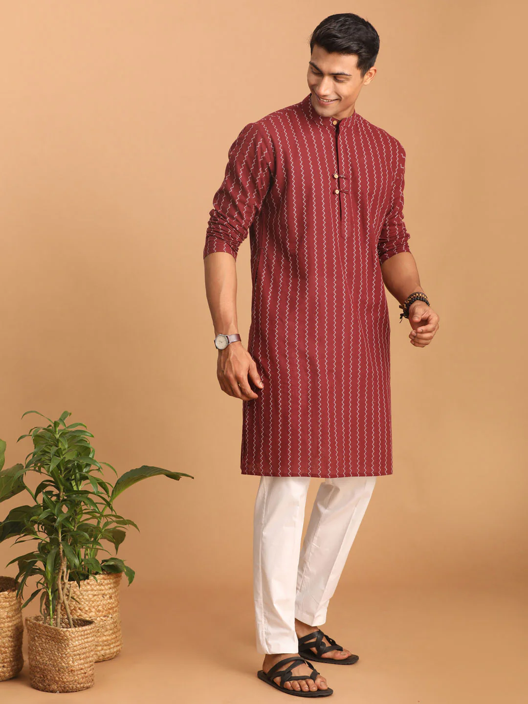 Men's Maroon Jacquard Zig Zag Cotton Kurta - Image 5