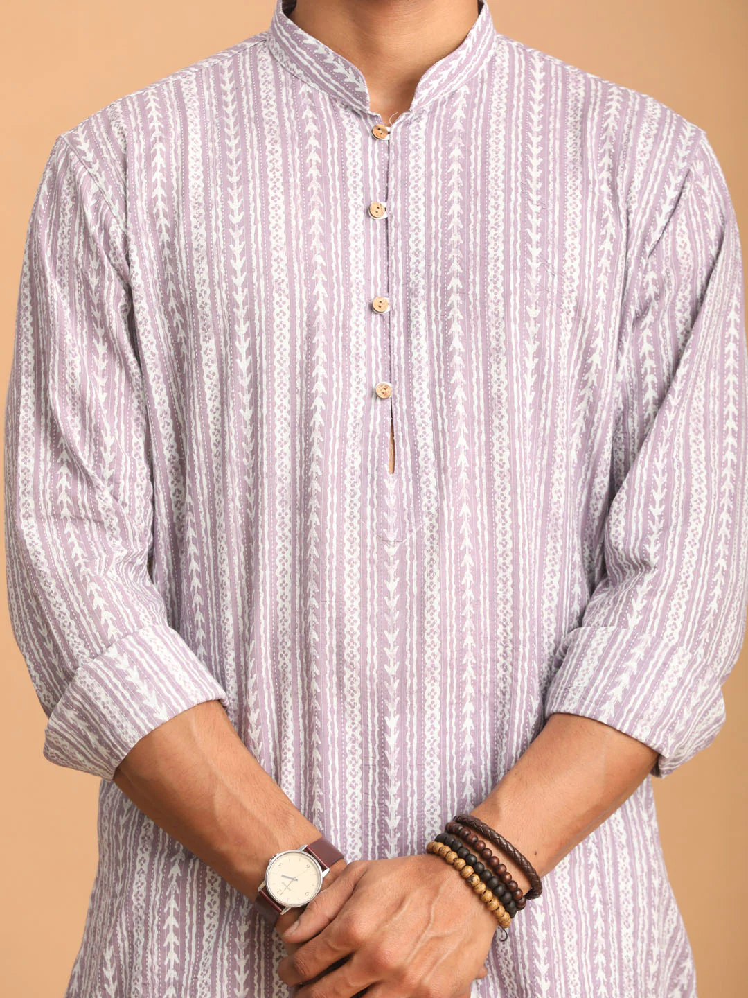 Men's Purple And White Batik Printed Kurta With White Pant Set - Image 4
