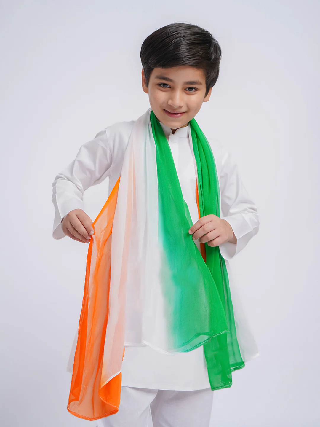 Boy's White Cotton Kurta And Pyjama And Dupatta Set - Image 2