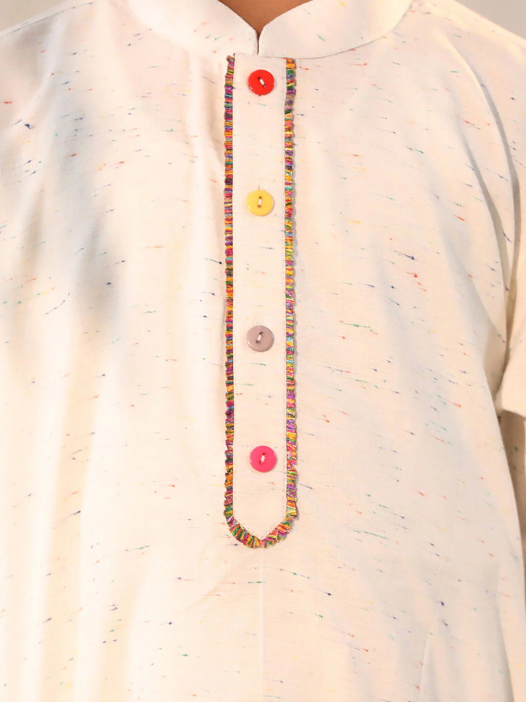 Boy's' Cream Holi Special Kurta Pyjama Set - Image 4