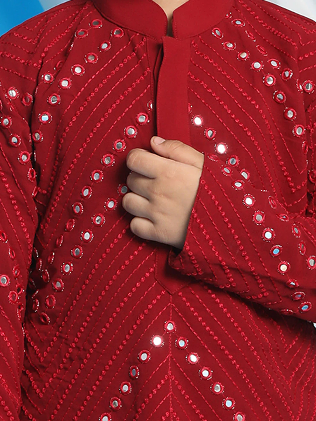 Boy's' Maroon Mirror Kurta Pyjama Set - Image 4