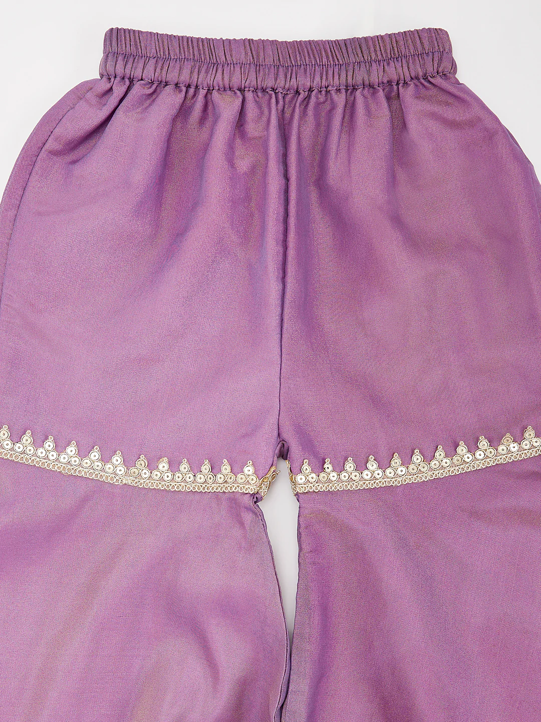 Girl's' Lavender Kurta Sharara And Dupatta Set - Image 6