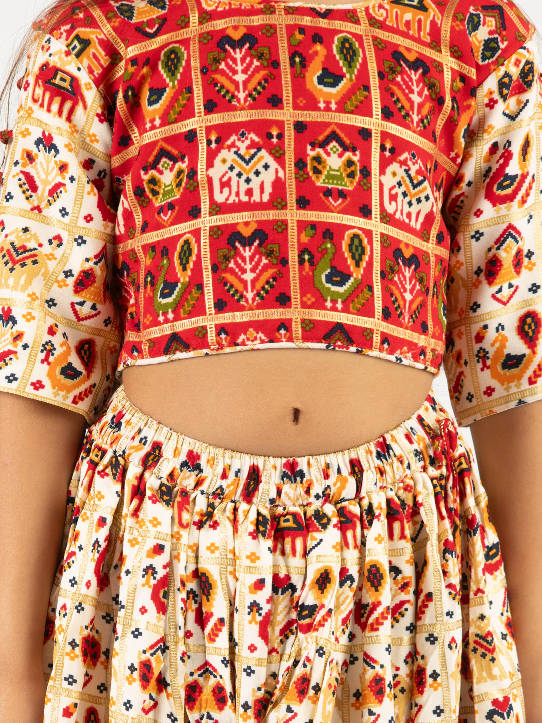 Girl's' Red And Cream Patola Print Lehenga Set - Image 3