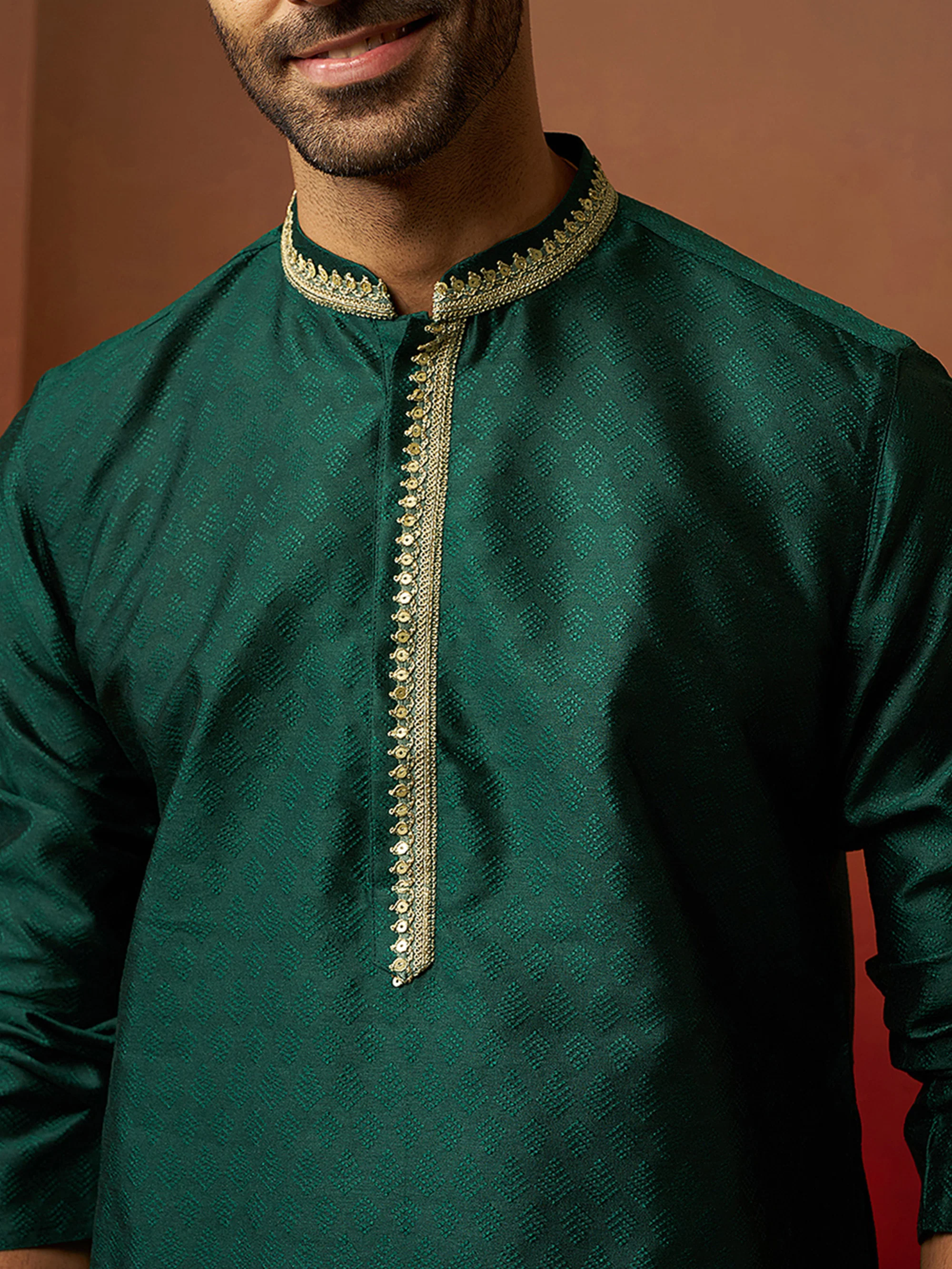 Vastramay Men Bottle Green Silk Anmol Jacquard Kurta - Image 2