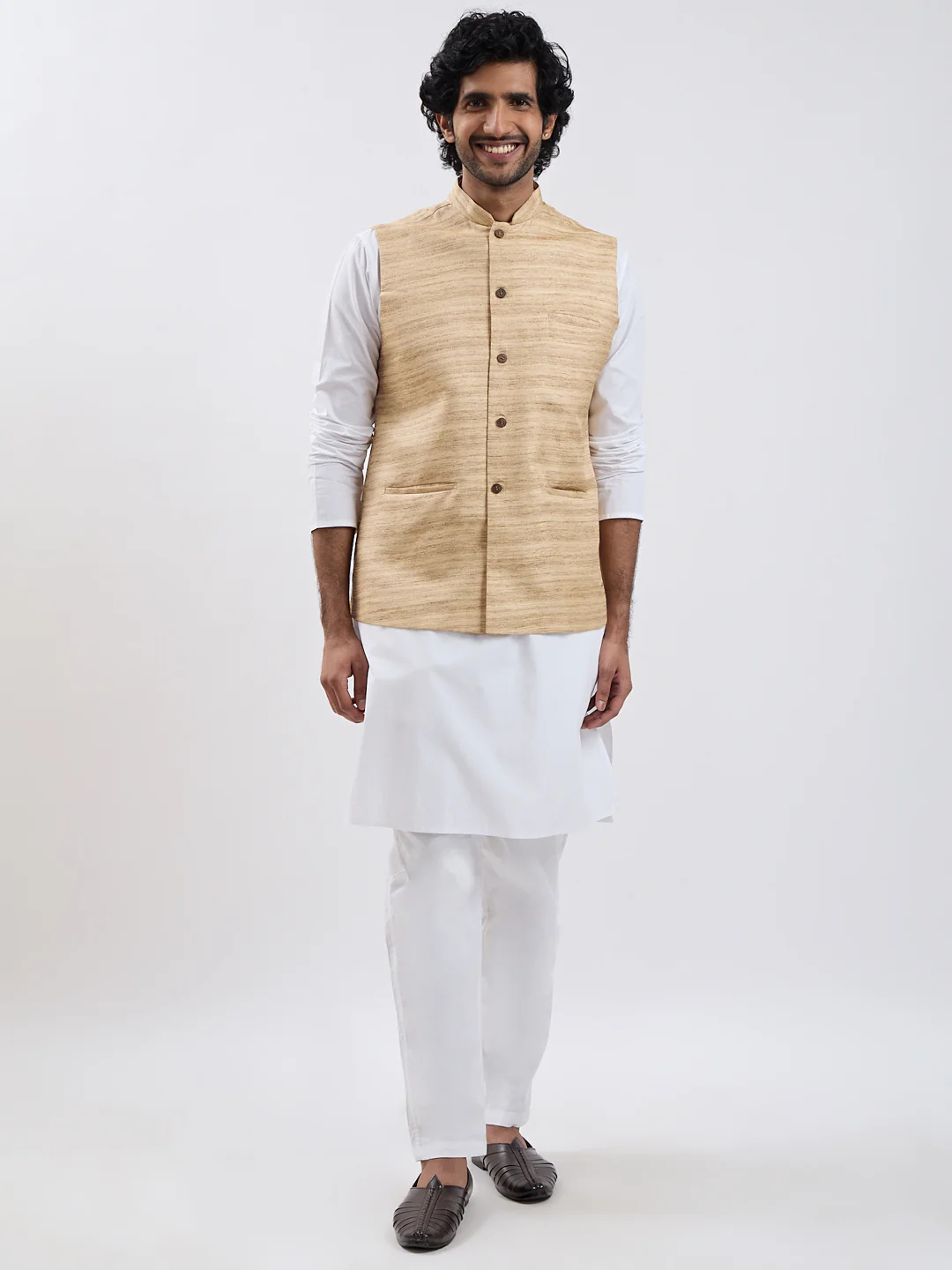 Men's Beige And White Cotton Blend Jacket, Kurta And Pyjama Set - Image 2