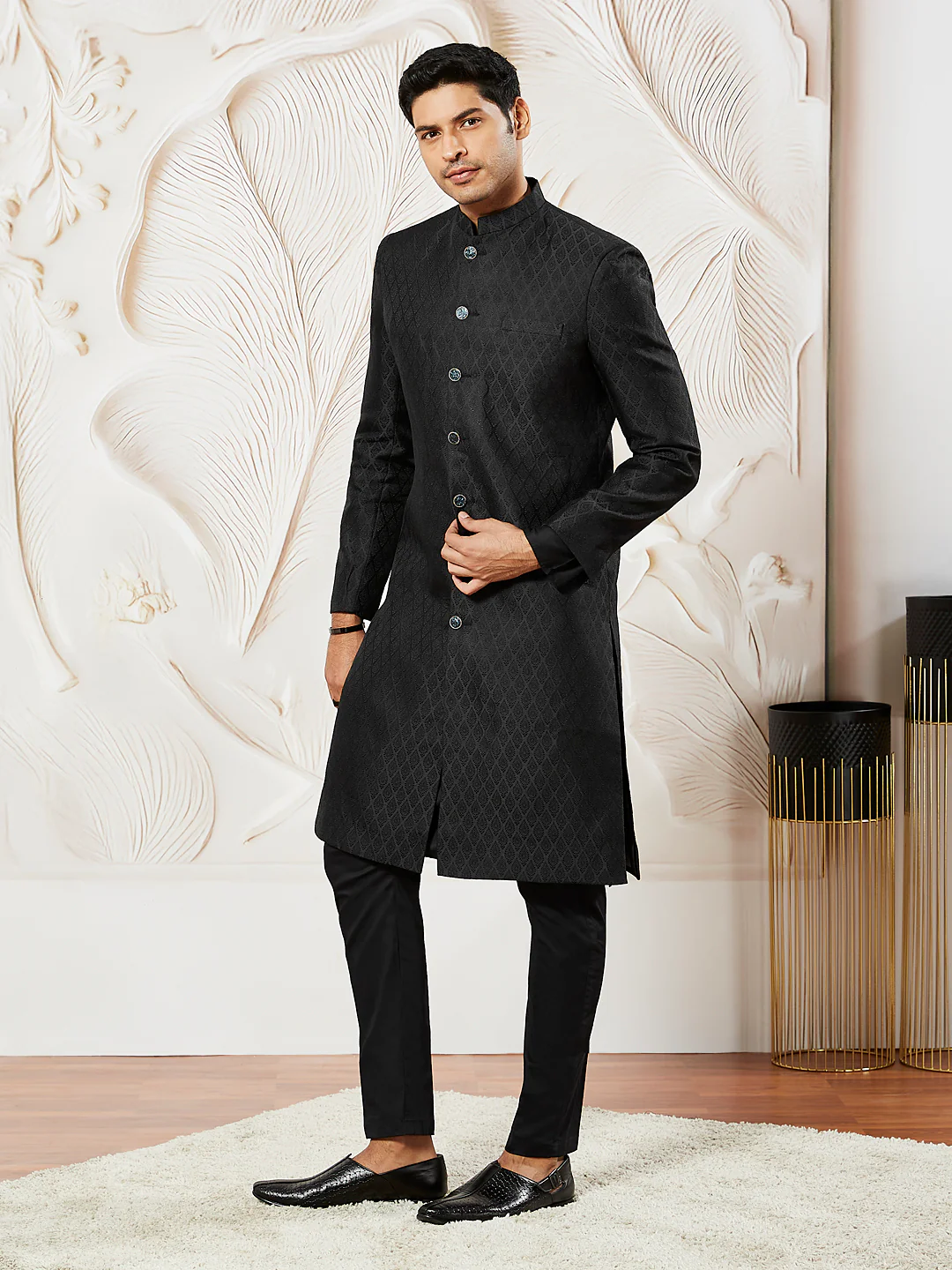 Men's Black Silk Blend Sherwani,Kurta And Pyjama Set - Image 2