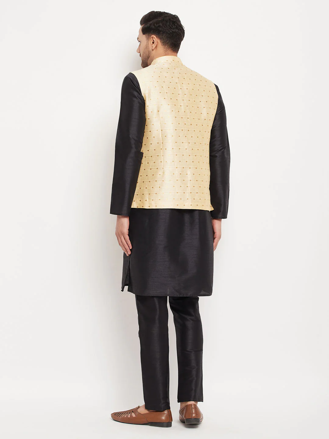 Men's Gold Zari Weaved Jacket With Kurta Pant Set - Image 3