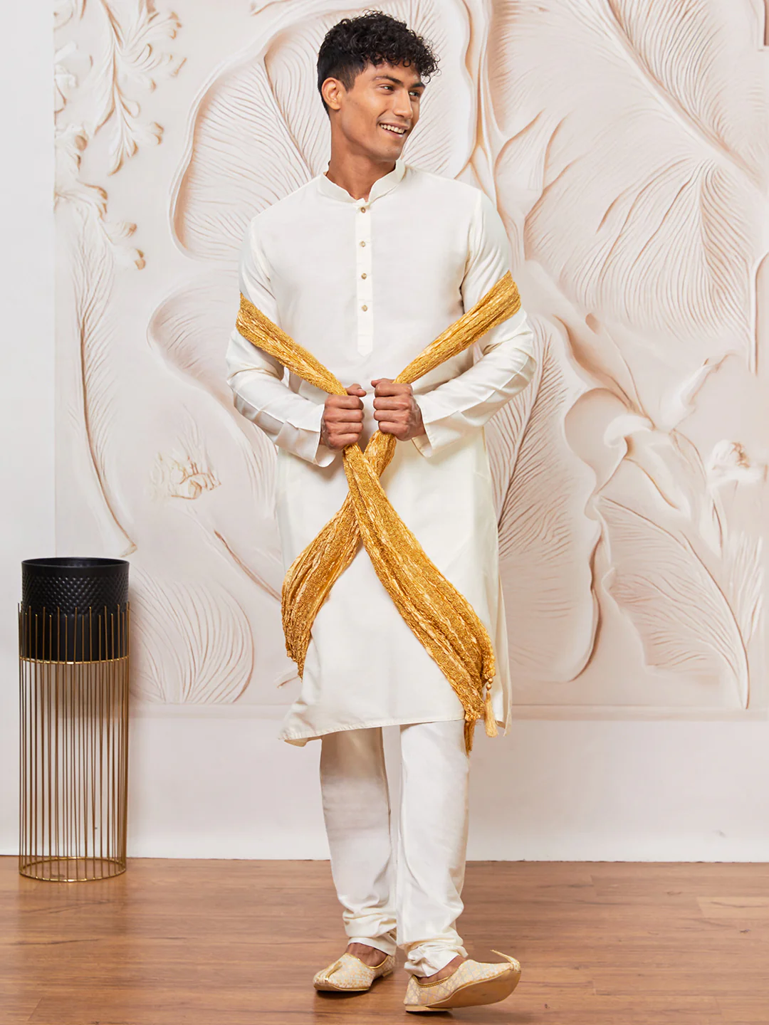 Men's Cream Viscose Kurta, Pant And Dupatta Set - Image 3