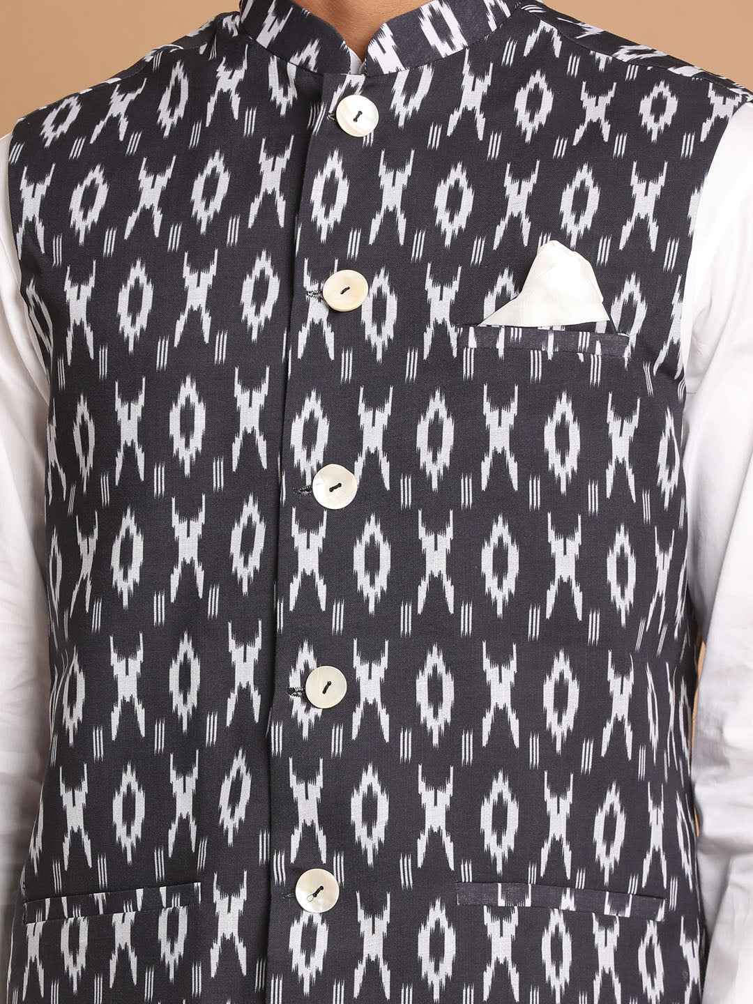 Men's Grey Printed Cotton Nehru Jacket With White Kurta And Pant Set - Image 4
