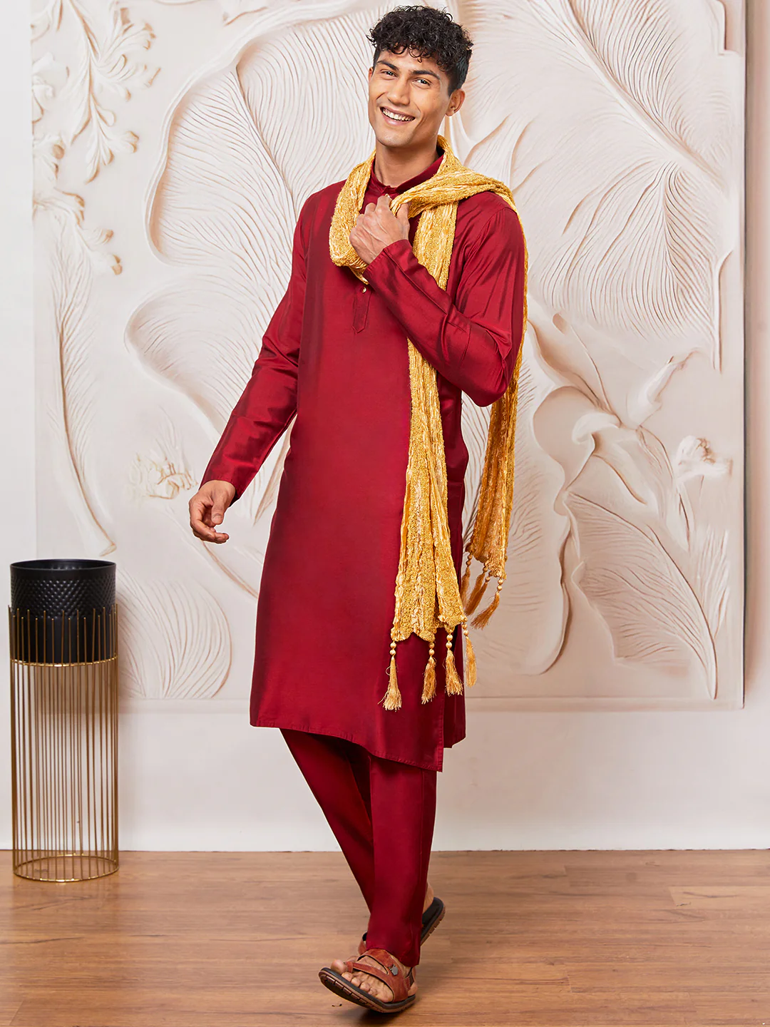Men's Maroon Viscose Kurta, Pant And Dupatta Set - Image 5