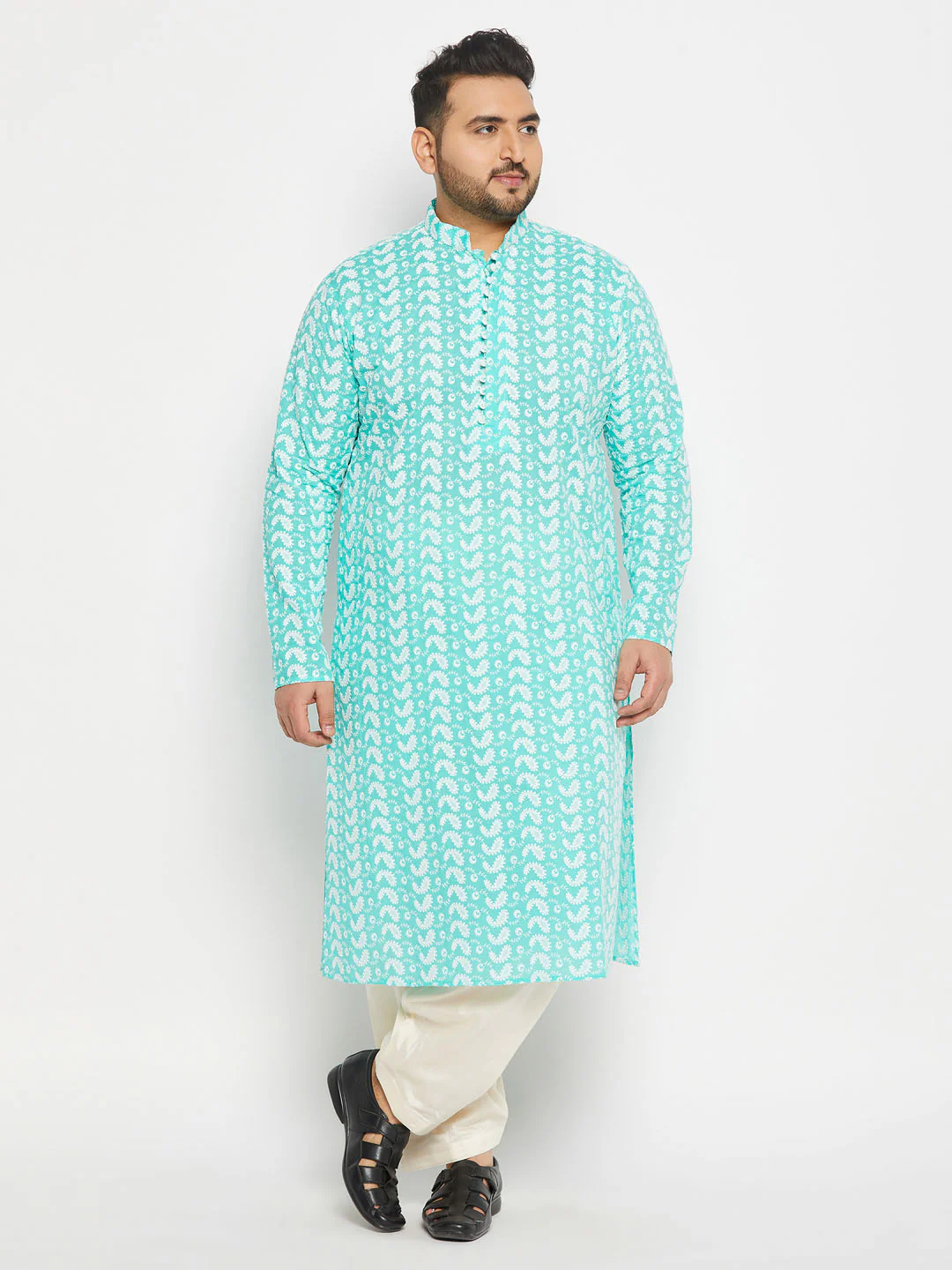 Men's Plus Size Green Chikankari Embroidered Kurta And Cream Patiala Set - Image 2