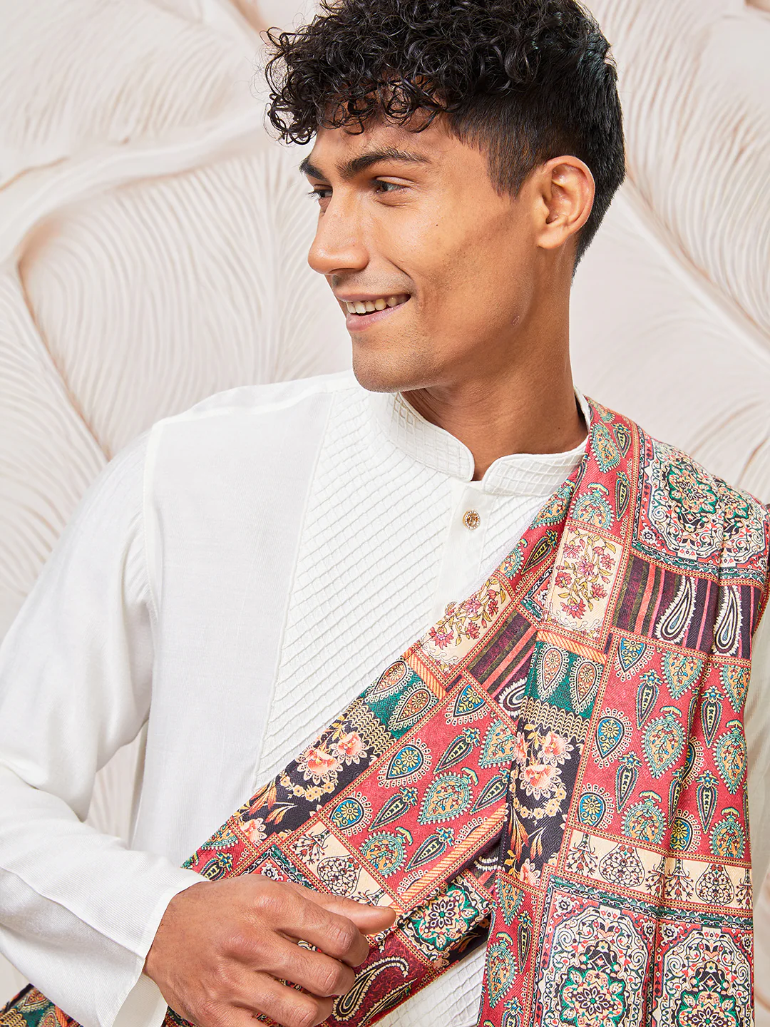Men's White Silk Blend Kurta, Pant And Dupatta Set - Image 4