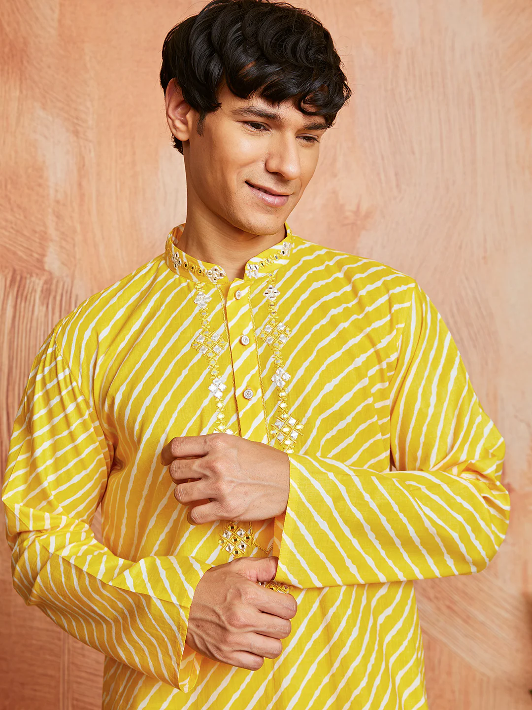 Men's Yellow Cotton Kurta And Pyjama Set - Image 2