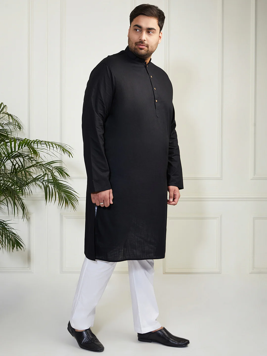 Plus Men's Black Cotton Linen Kurta Pyjama Set - Image 3