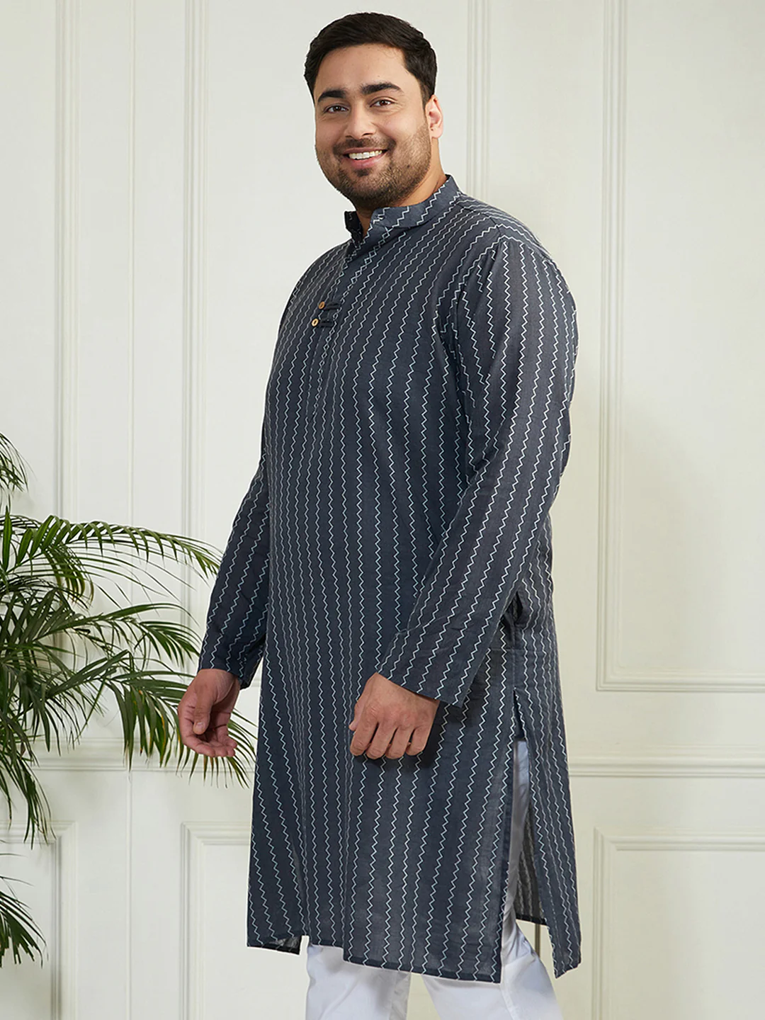 Plus Men's Grey Cotton Kurta - Image 3