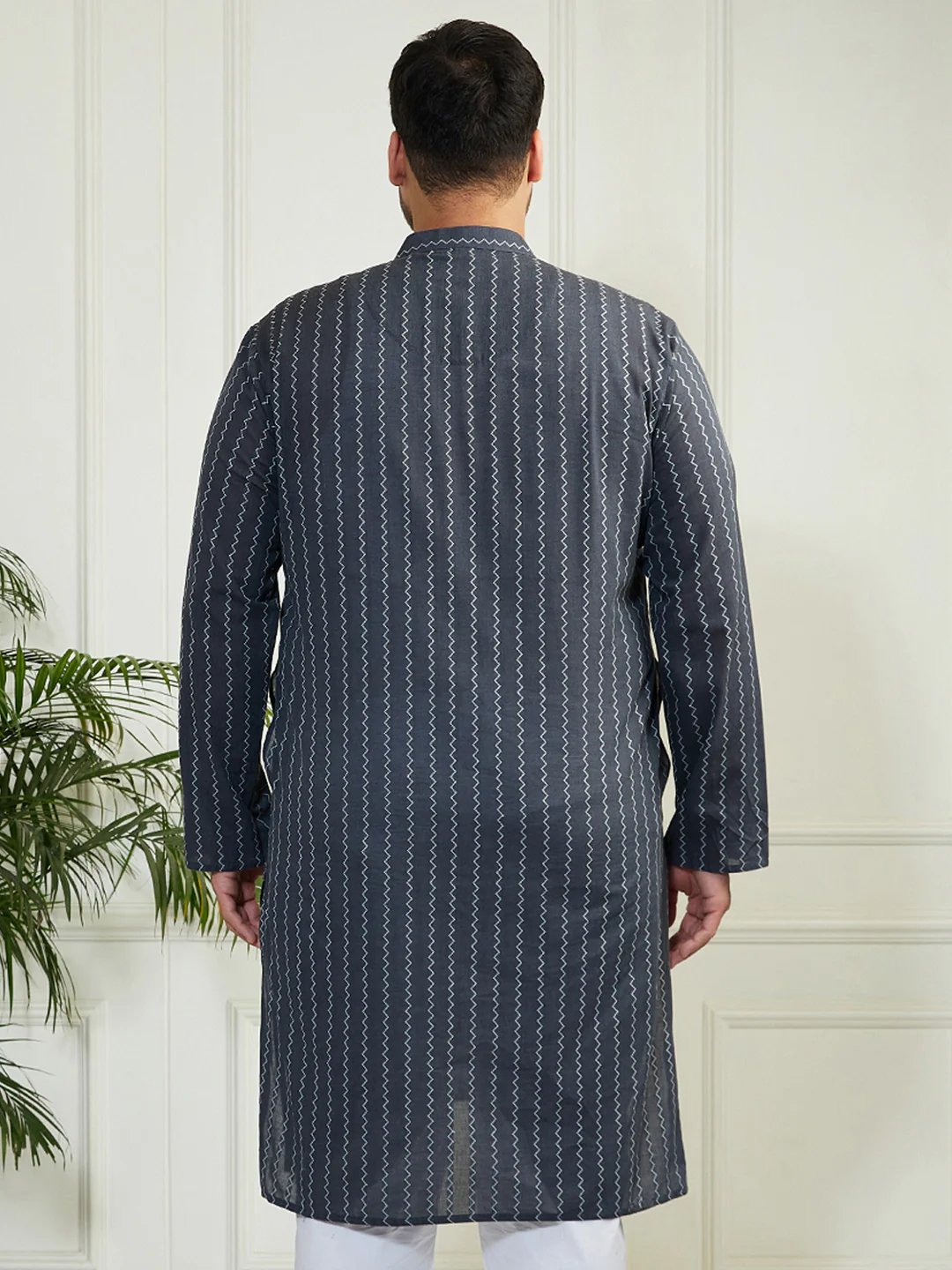 Plus Men's Grey Cotton Kurta - Image 4
