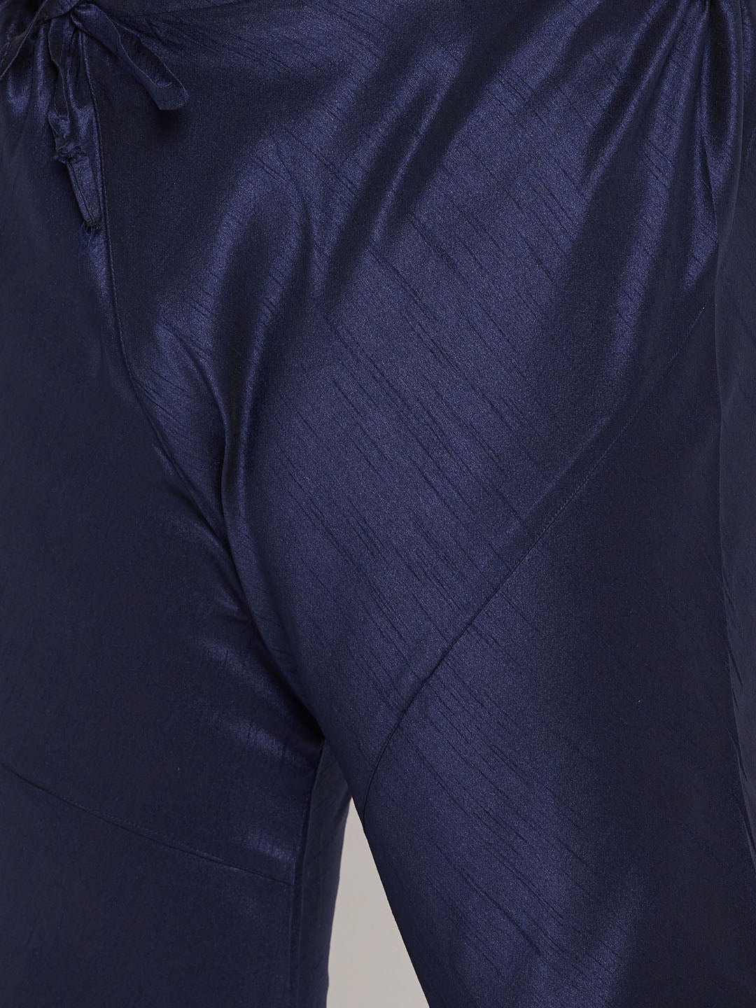 Plus Men's Navy Blue Silk Blend Kurta Pyjama Set - Image 6