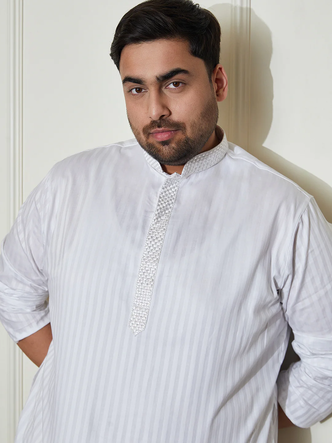 Plus Men's White Cotton Blend Kurta - Image 2