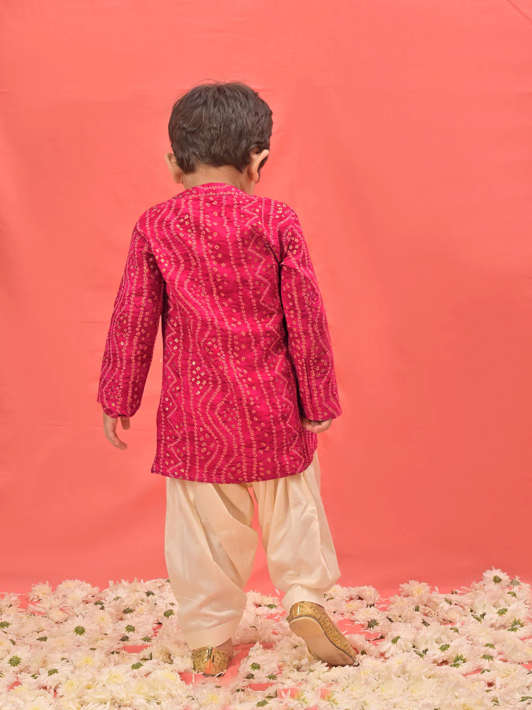 Boy's' Pink Bandhni Kurta And Patiala Set - Image 3
