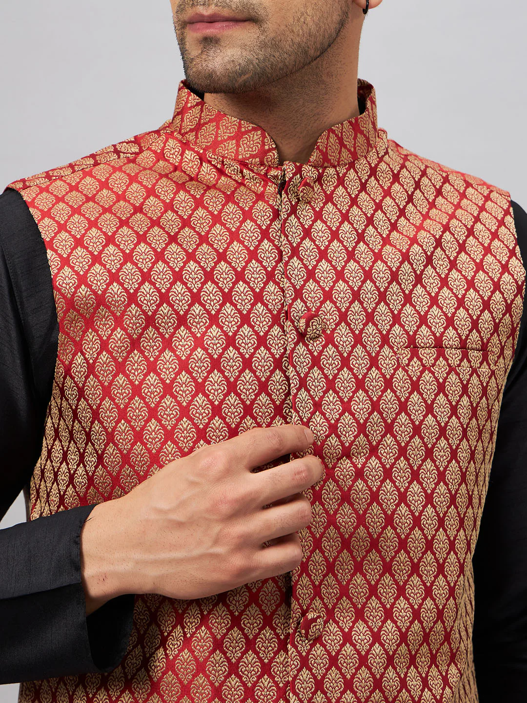 Men's Maroon Silk Blend Jacket With Kurta Pant Set - Image 4