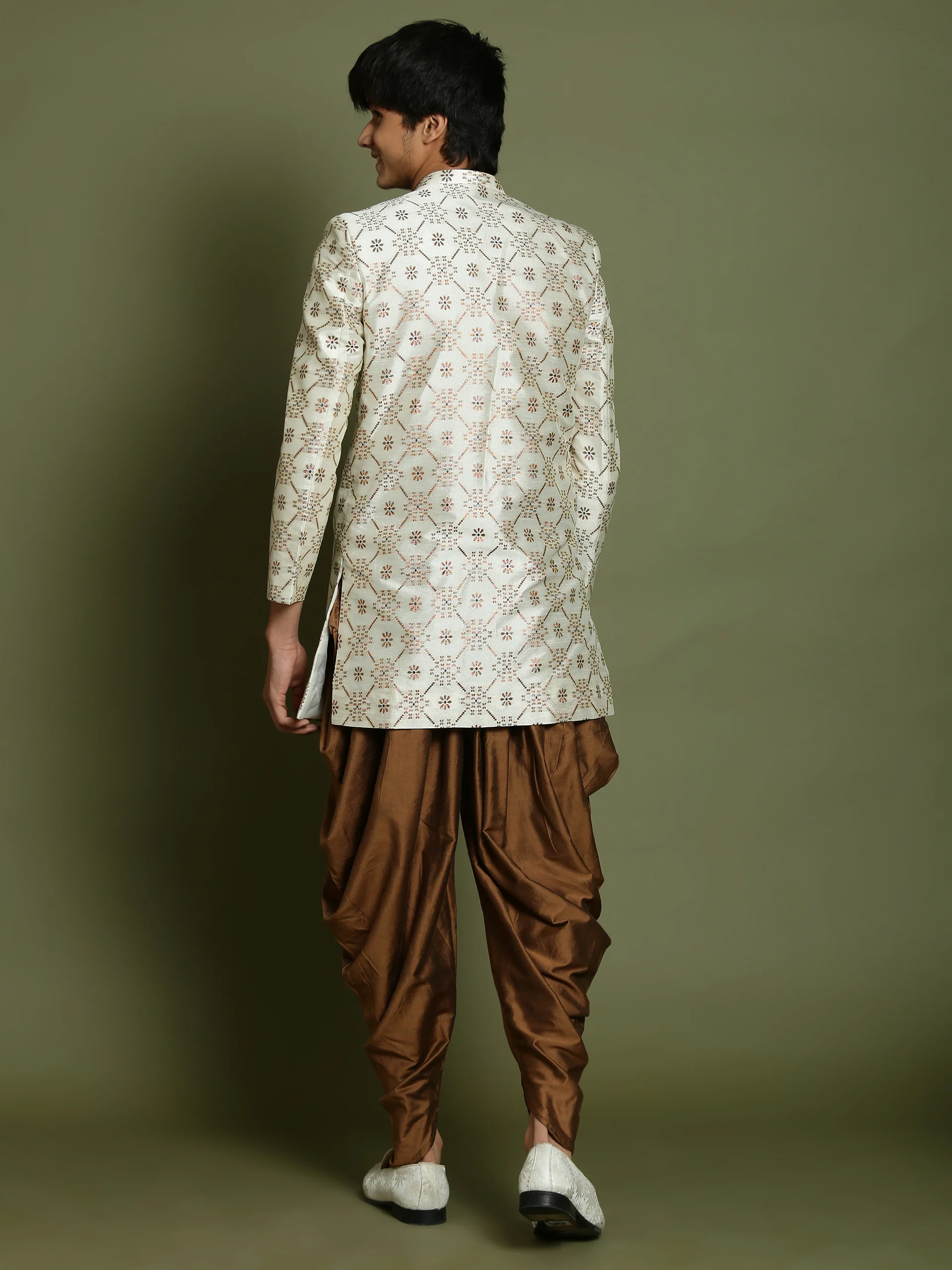 Boy's Beige And Coffee Jacquard Sherwani Set - Image 3