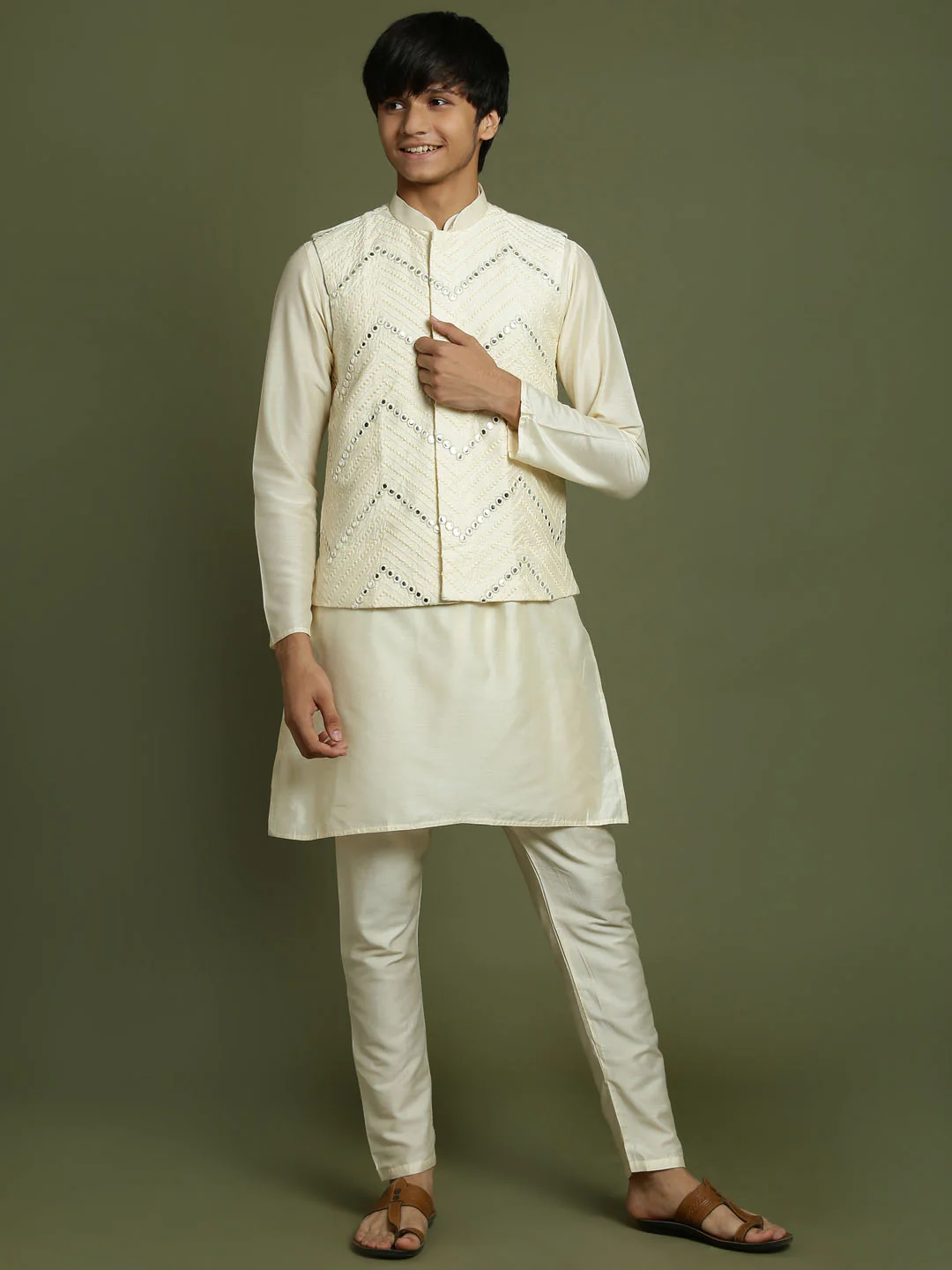 Boy's Cream Mirror Work Jacket And Solid Kurta Pyjama Set - Image 6